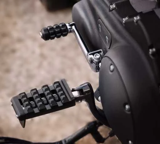 Harley Davidson Dominion Schaltraste Schwarz 5 Harley Davidson Dominion Schaltraste Schwarz – Bild 5